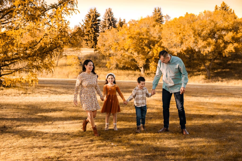 candid family photos fall edmonton